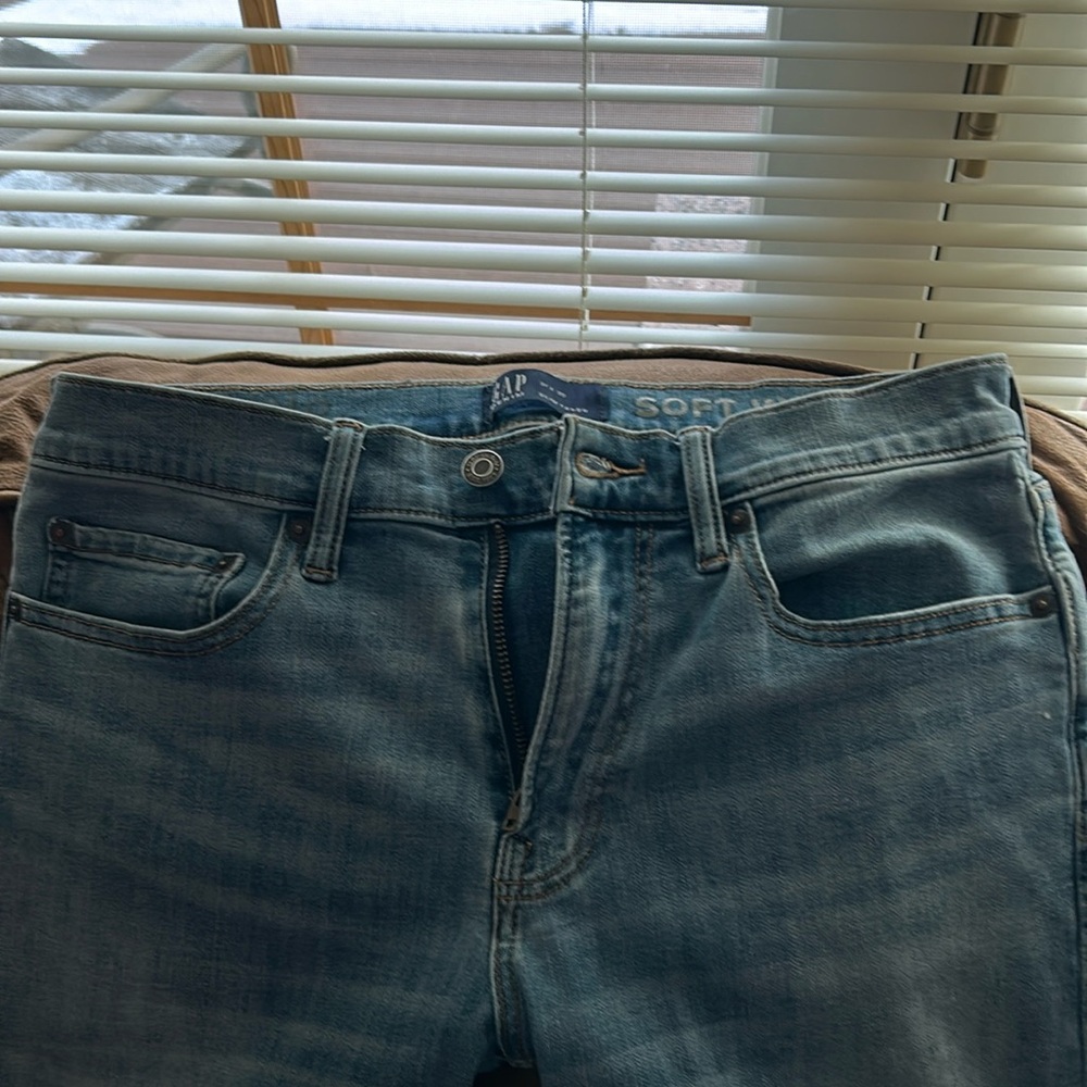 Gap jeans 31 x 30 slim taper light blue